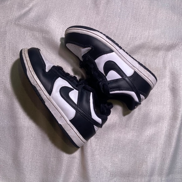 Nike Panda Shoes Big Kids 13C Low Dunks - Picture 7 of 10